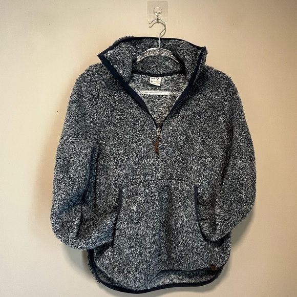 Fuzzy Pullover Front pocket Quarter zip adjustable neck sz M - Picture 8 of 13